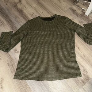 Kohl's Olive Green Long Sleeve Top
